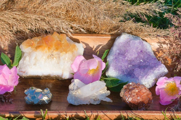 Drůzy, geody, krystaly